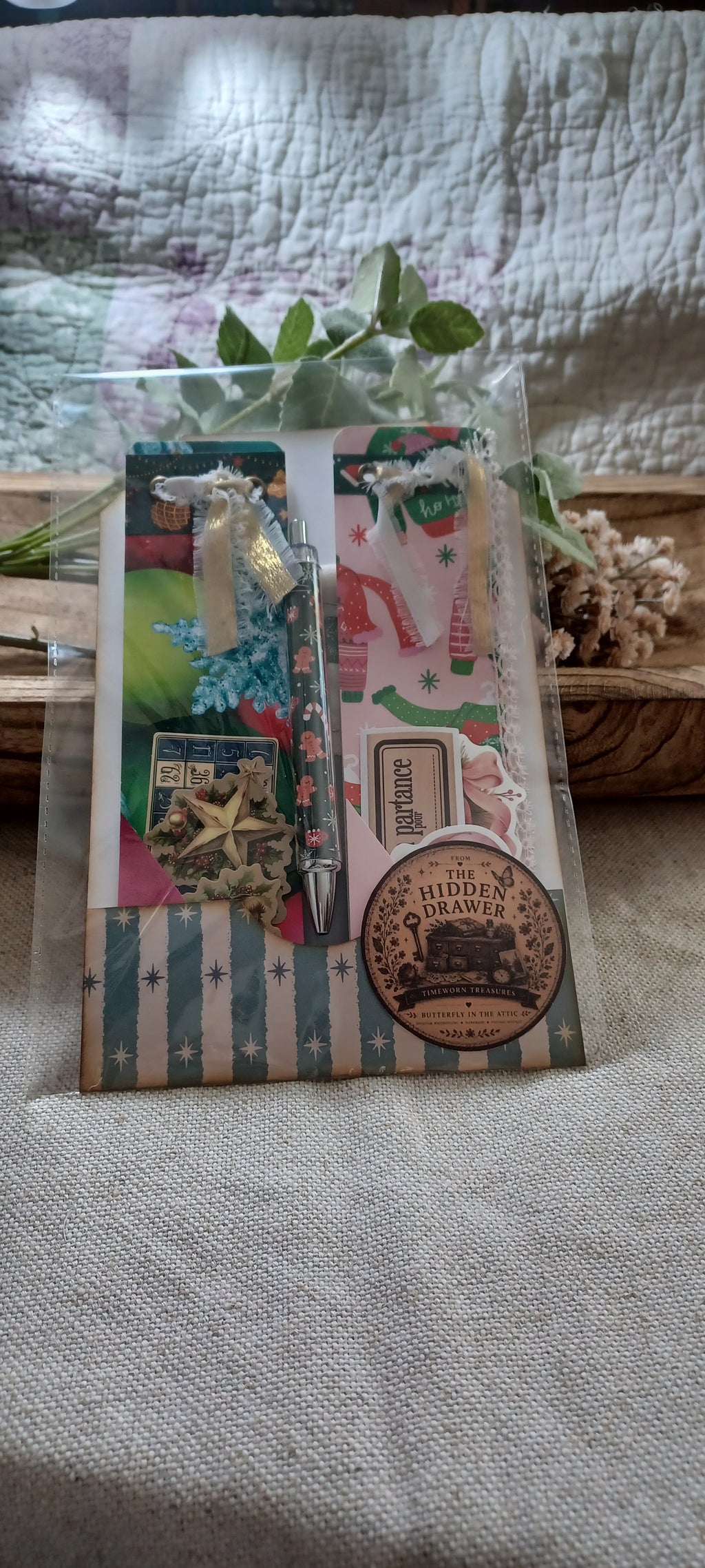 Christmas Glow: Sugarplum Christmas No. 001 — Mini Journal & Ephemera Kit