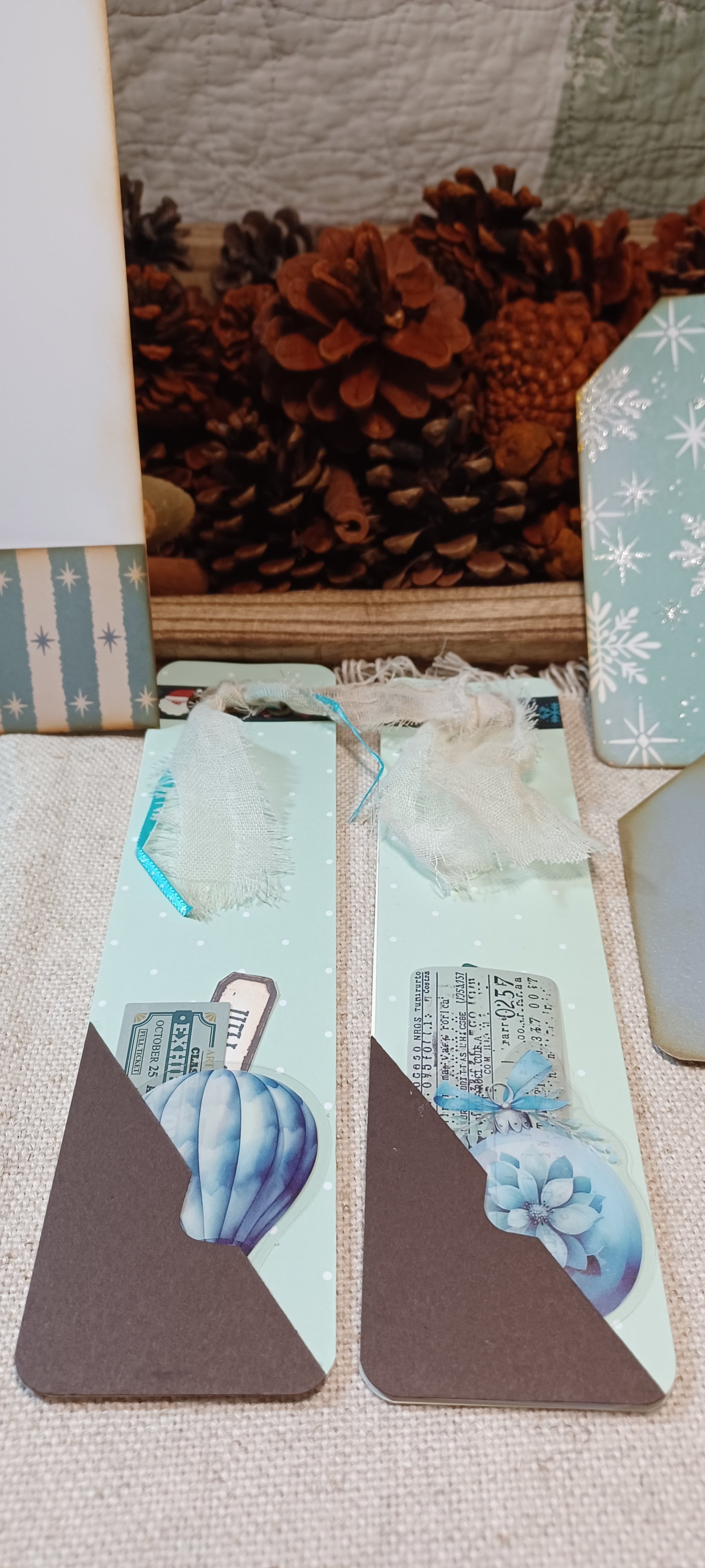 Christmas Glow: Icy Blue Old Fashioned Christmas - Mini Journal & Ephemera Kit