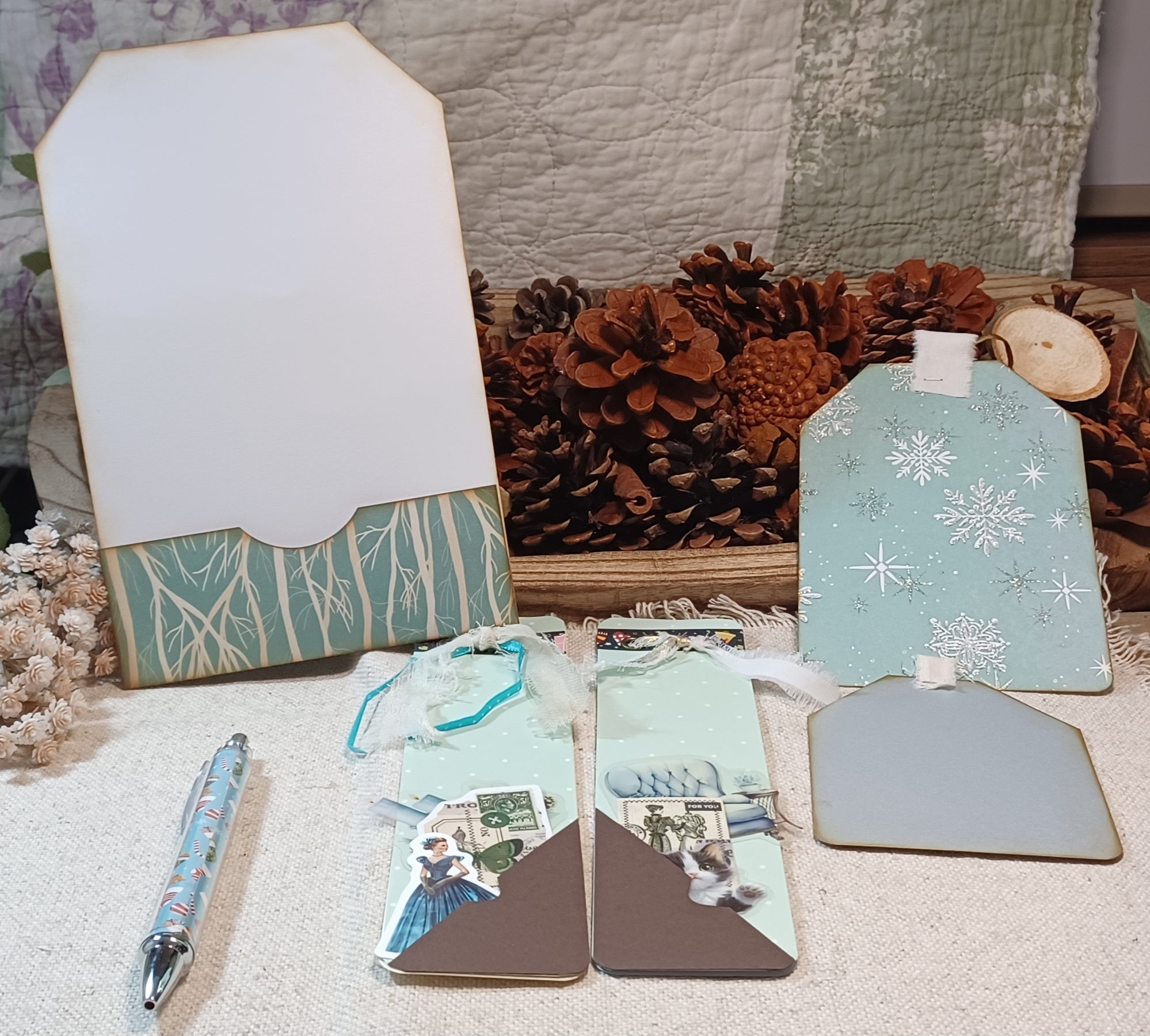 Christmas Glow: Winter Woodland - Mini Journal & Ephemera Kit