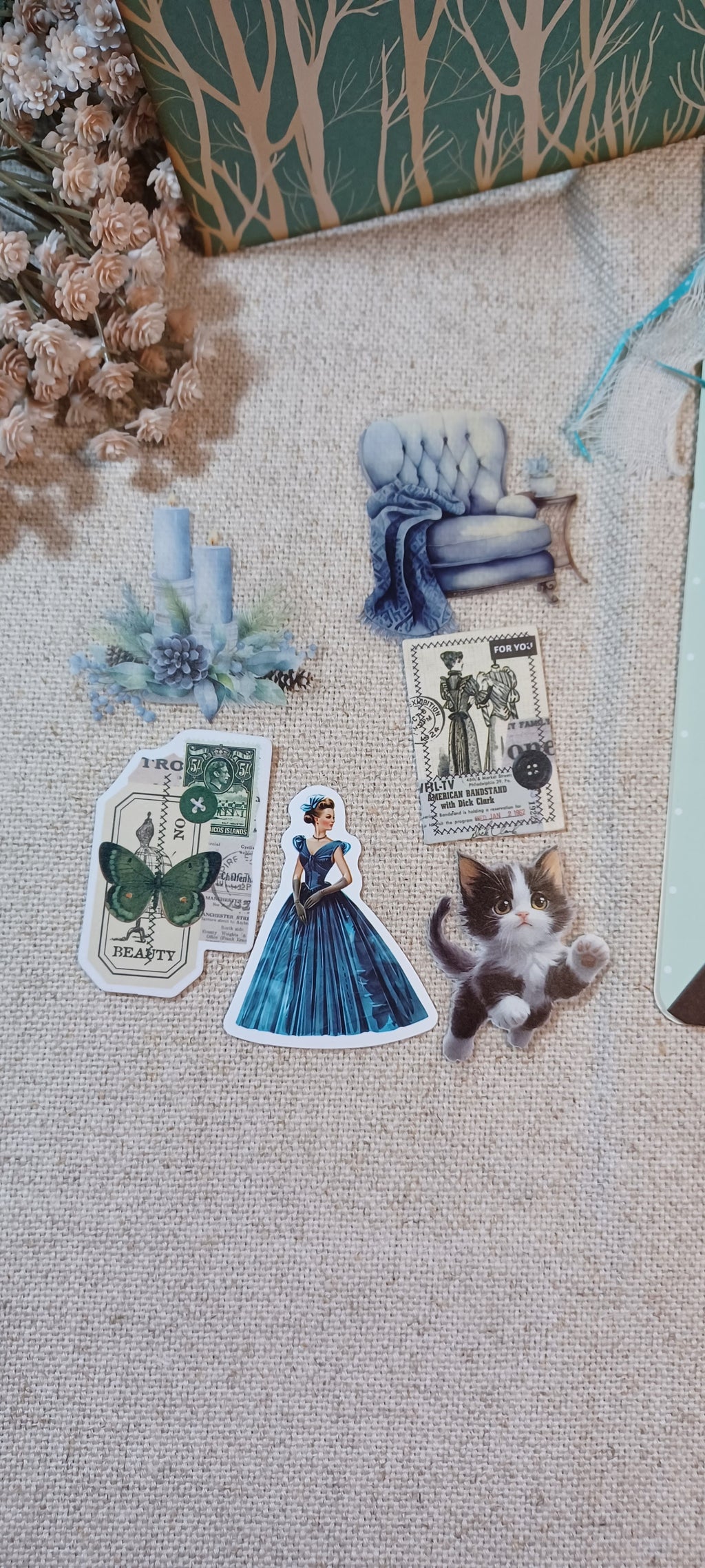 Christmas Glow: Winter Woodland - Mini Journal & Ephemera Kit